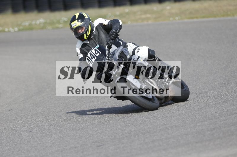 /37 09.08.2026  Pluess Motosport ADR/Freies Fahren/444